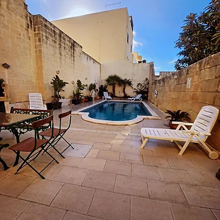 Hills Villa Sannat