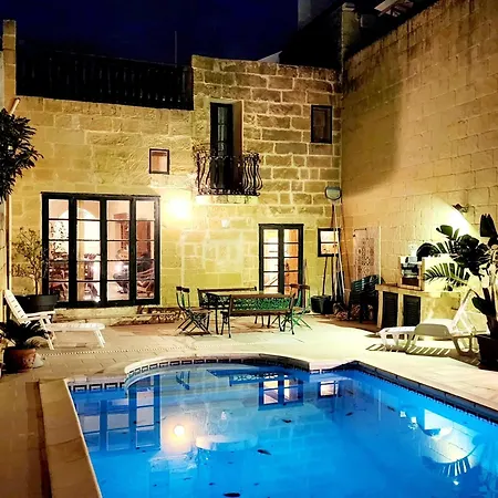 Hills Villa Sannat